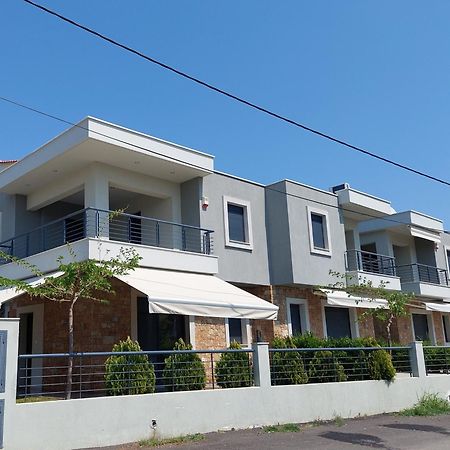 Nikiti Modern Villa Bagian luar foto