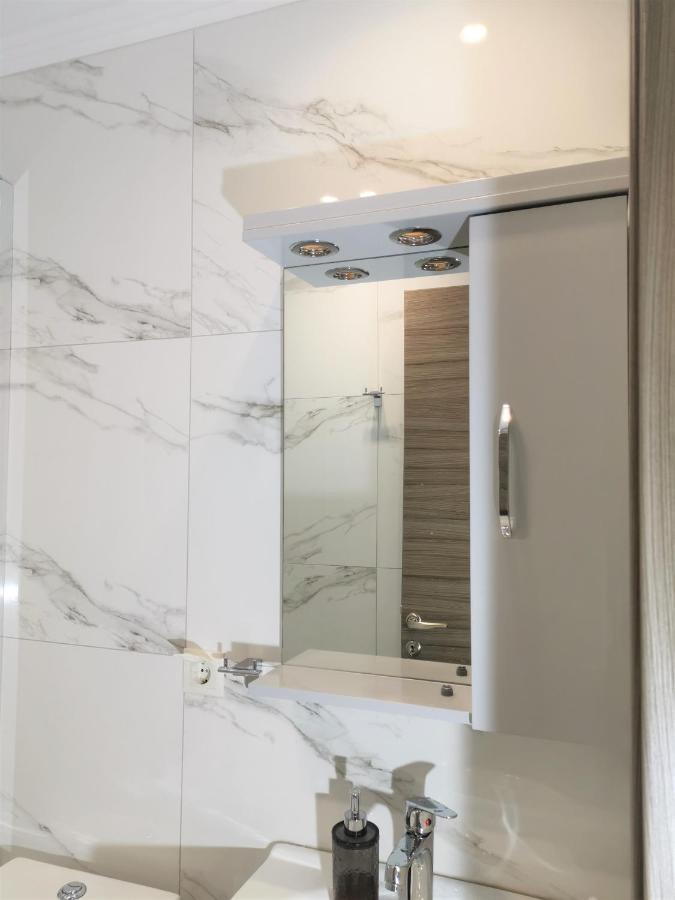Nikiti Modern Villa Bagian luar foto